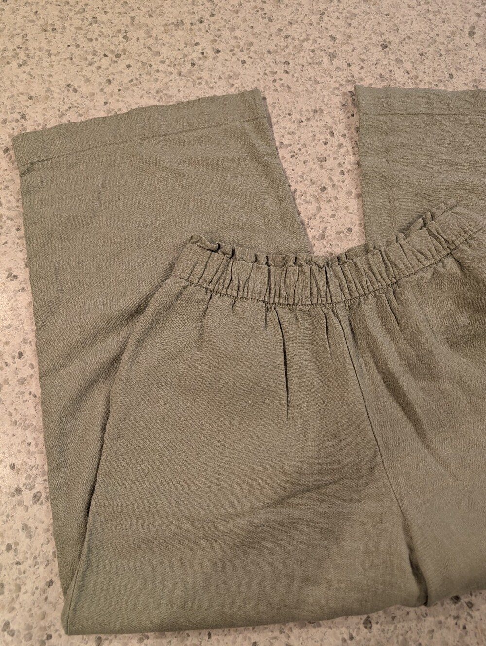 Women's Wide-Leg Pull-On Pants in Sage Green - Picture 9 of 16